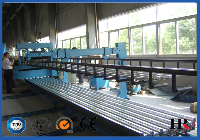 Powerful Metal 688 Deck Cold Roll Forming Machine High Efficiency